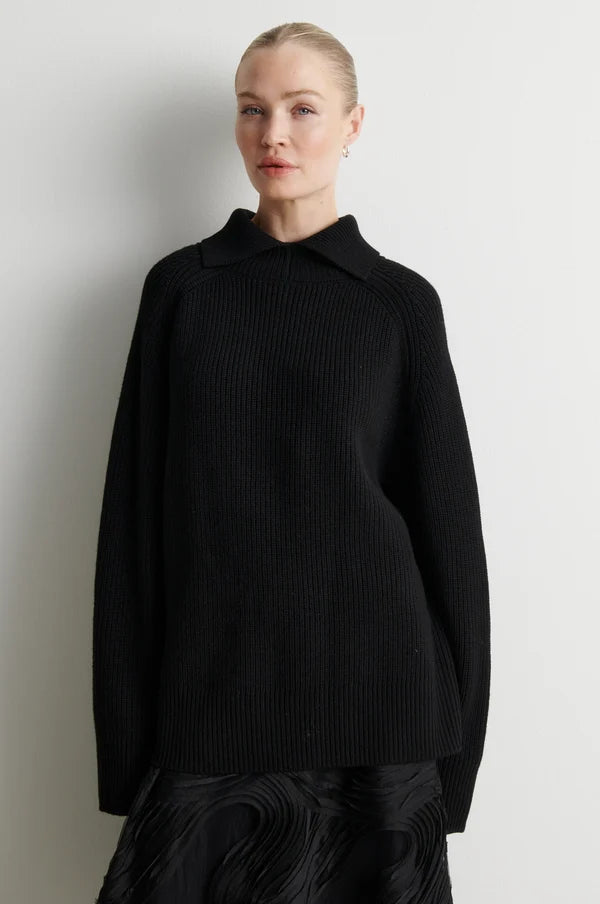 Ettas Knit T-Neck Black - Second Female